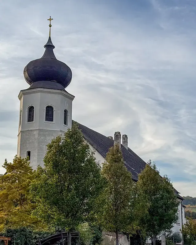 Die historische Johanneskirche am Freigut Thallern, dem Austragungsort der LYYNX Academy.